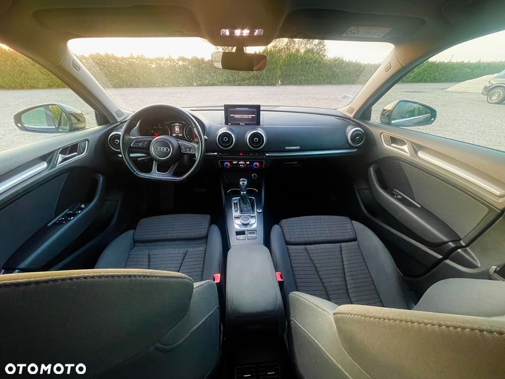 Audi A3 Sportback 1.6 TDI Sport S tronic - 9