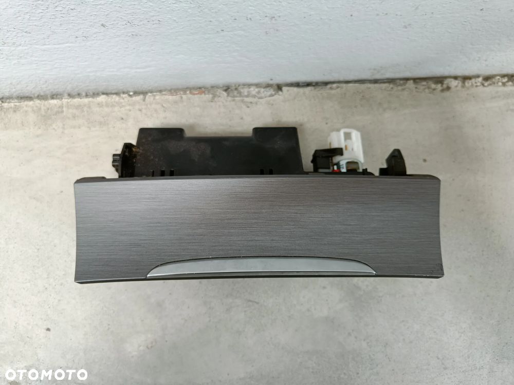 Schowek popielniczka VW Passat B7 CC 3C0863284K - 6