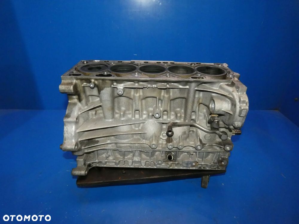 Volvo XC60 S60 II V60 2.4 D5 BLOK SILNIKA DÓŁ WAŁ TŁOKI D5244T14 - 4