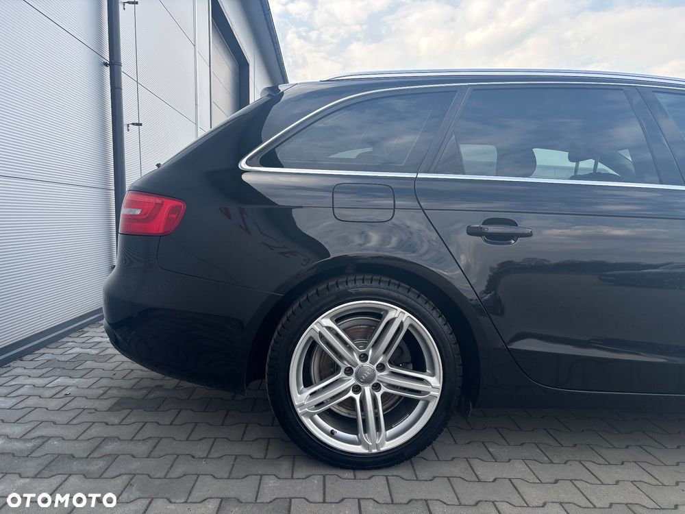 Audi A4 Avant 2.0 TDI DPF quattro Attraction - 24