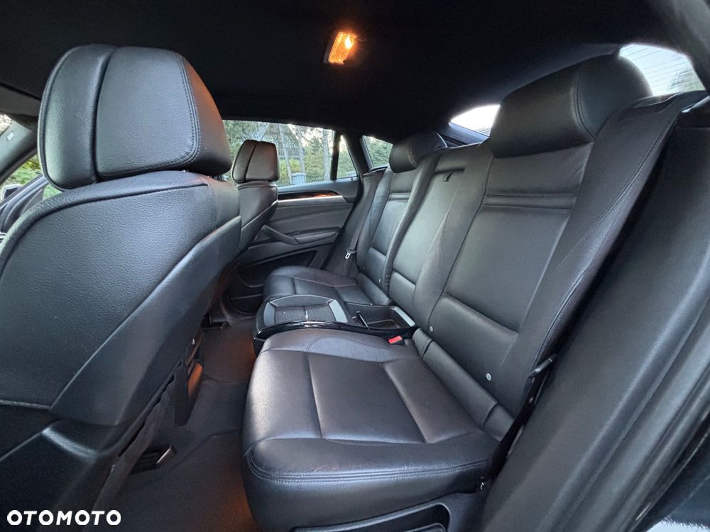 BMW X6 - 30