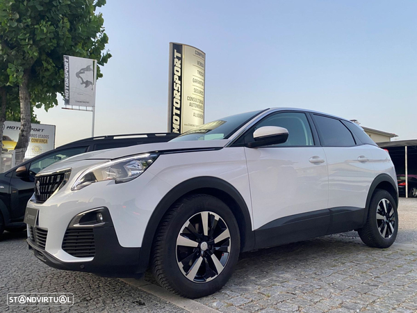 Peugeot 3008 PureTech 130 Stop & Start GPF Active Business-Pack