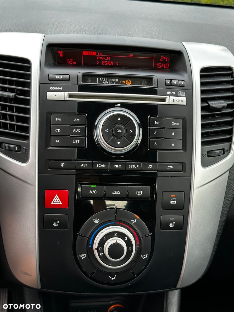 Kia Venga - 22