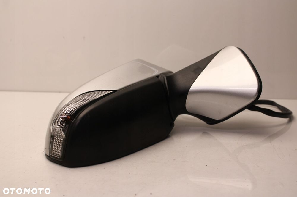 toyota verso lift 9 pin 13r- lusterko prawe zewnętrzne 1f7 - 2