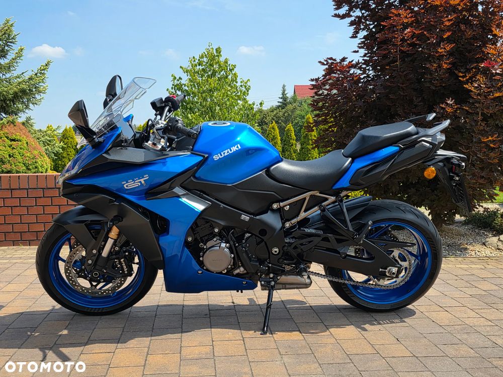 Suzuki GSX 1000 - 2