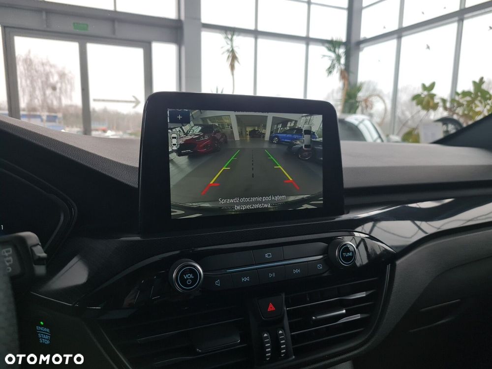 Ford Kuga - 27