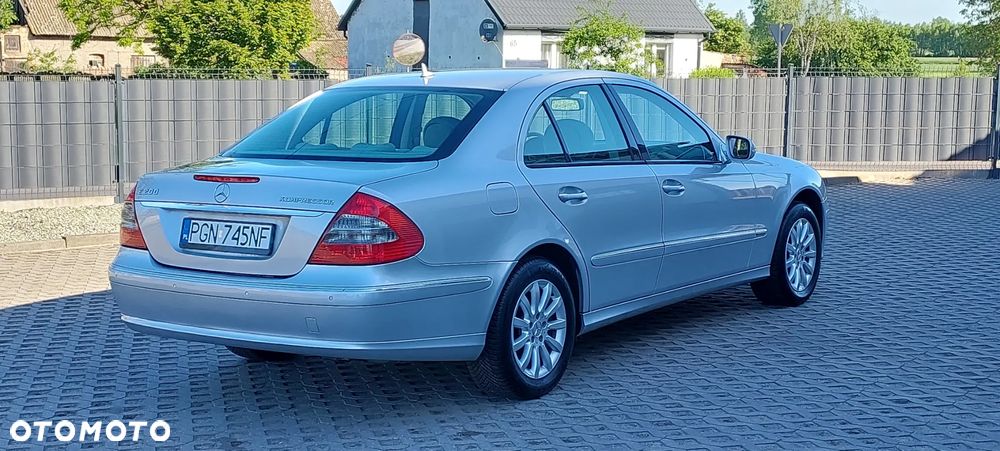 Mercedes-Benz Klasa E - 6