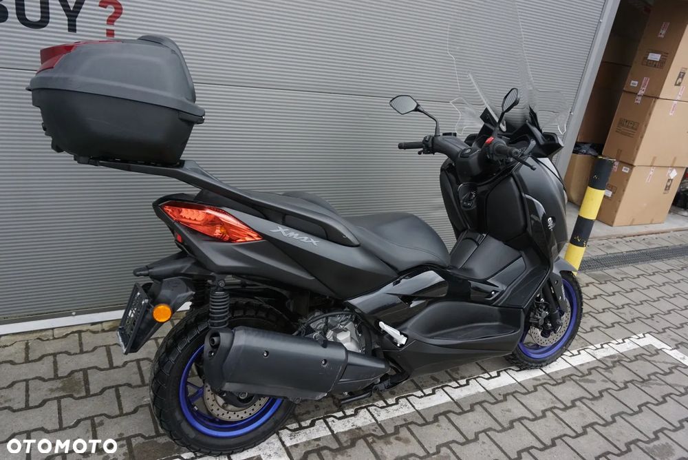 Yamaha X-max - 3