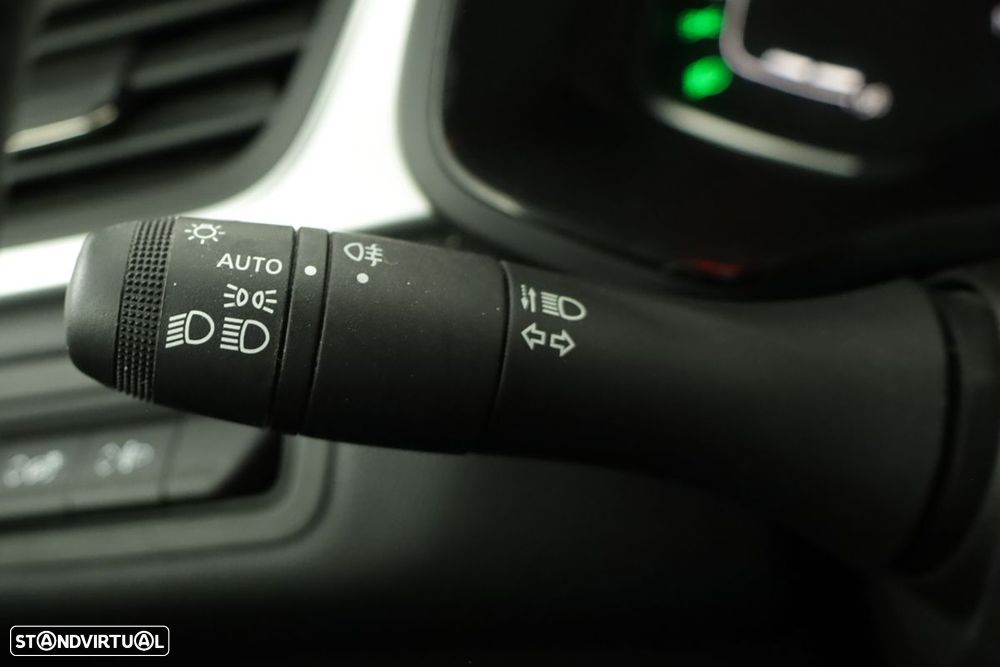 Renault Captur 1.0 TCe Techno Bi-Fuel - 17