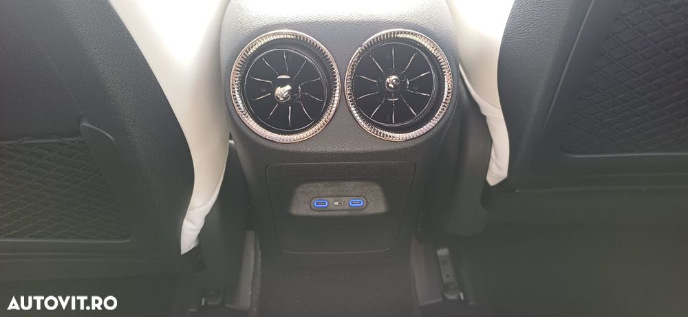 Mercedes-Benz CLA 180 - 19