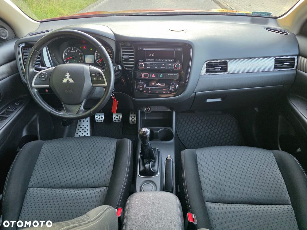 Mitsubishi Outlander 2.0 Intense + 2WD - 5