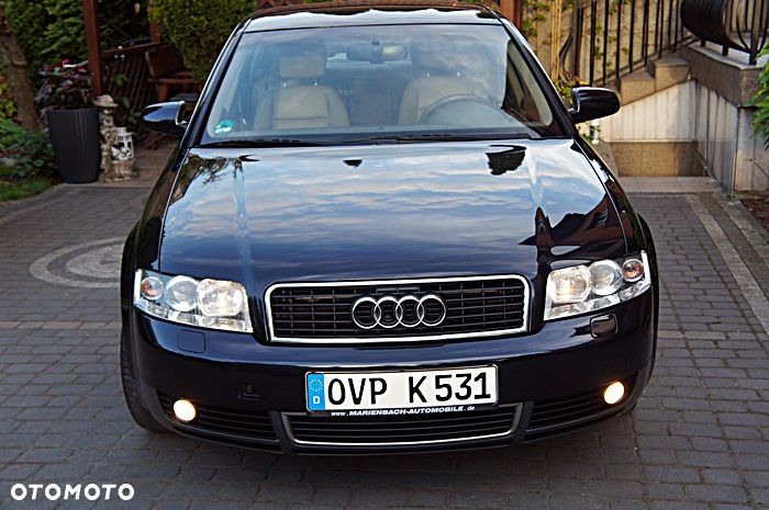 Audi A4 Limousine - 2