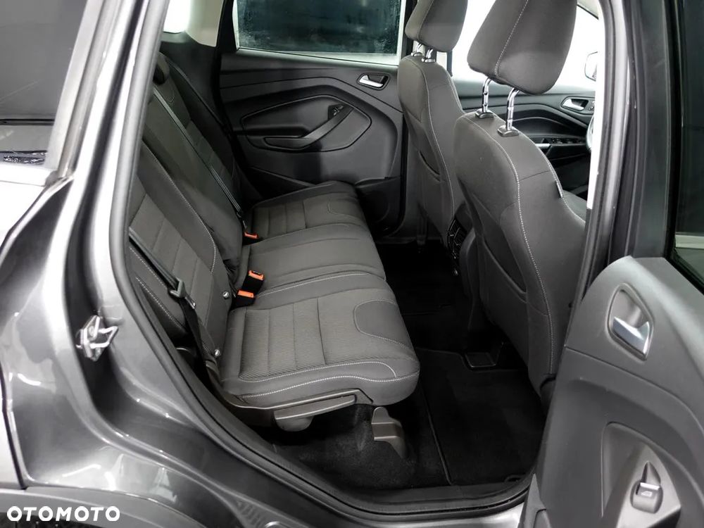 Ford Kuga 2.0 TDCi FWD Titanium - 10