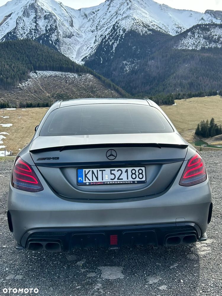 Mercedes-Benz Klasa C AMG 63 - 11