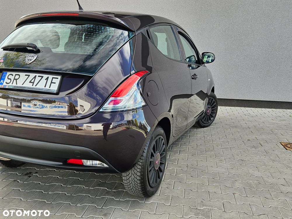 Lancia Ypsilon 1.2 8V Gold S&S - 16
