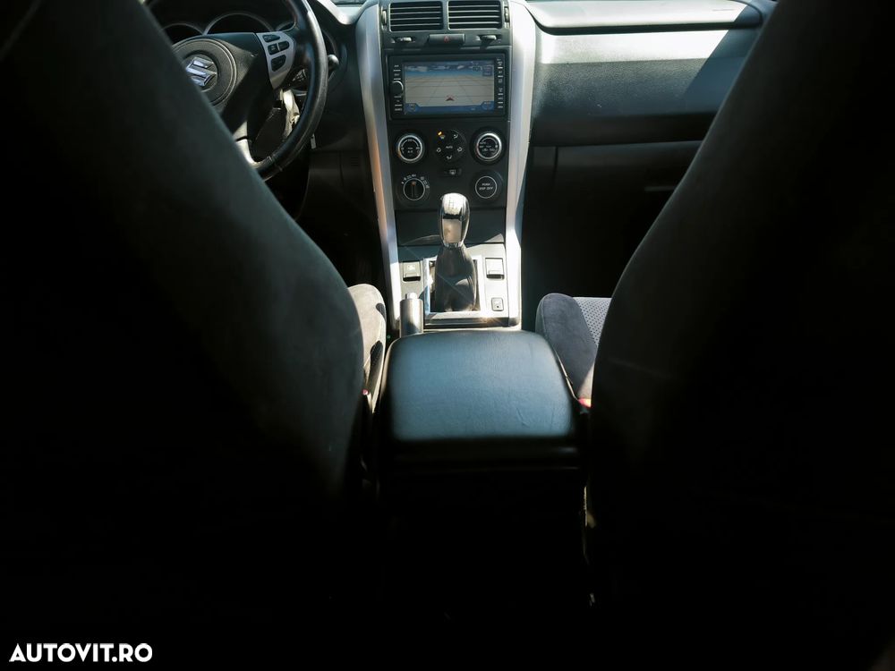 Suzuki Grand Vitara 1.9 DDIS JLX-ES - 7