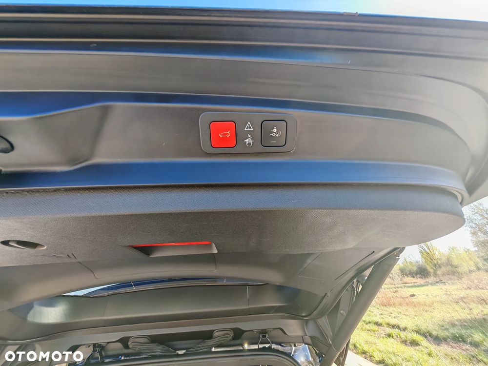 Peugeot 5008 2.0 BlueHDi GT Pack S&S EAT8 - 22