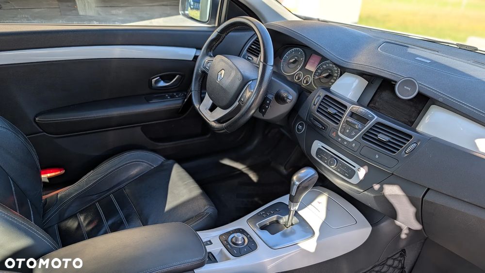 Renault Laguna 2.0 dCi Monaco GP ESM - 9