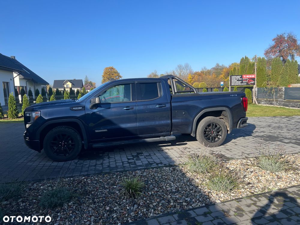 GMC Sierra - 10