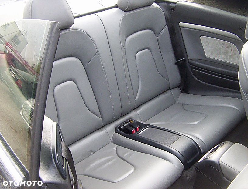 Audi A5 Cabrio - 24