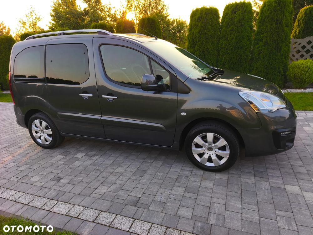 Citroën Berlingo Multispace BlueHDi 120 S&S SHINE - 11