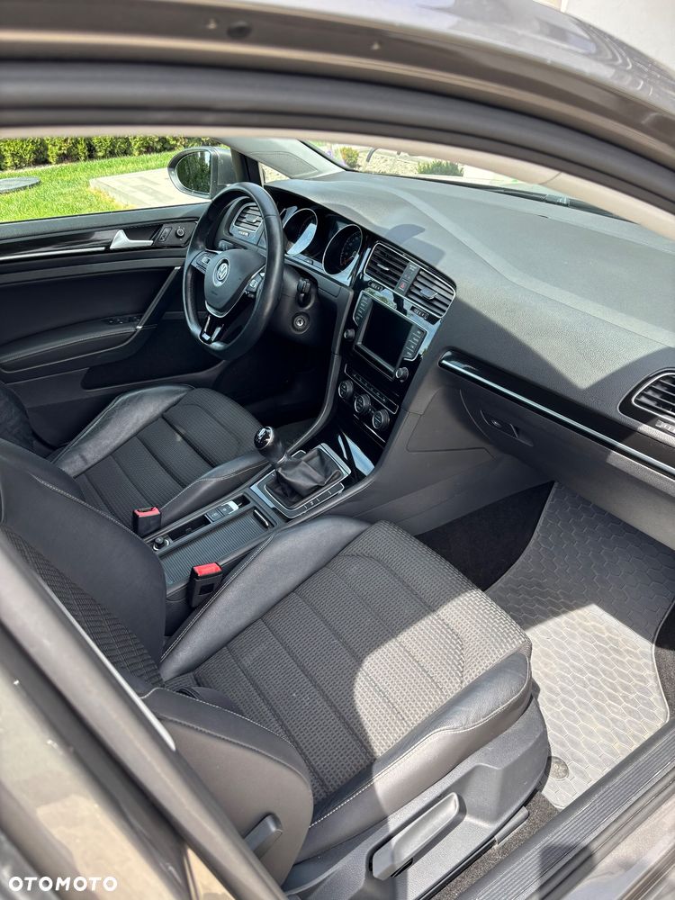 Volkswagen Golf 1.4 TSI BMT Highline - 19