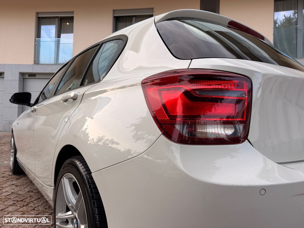 BMW 116 i Sport Line - 4