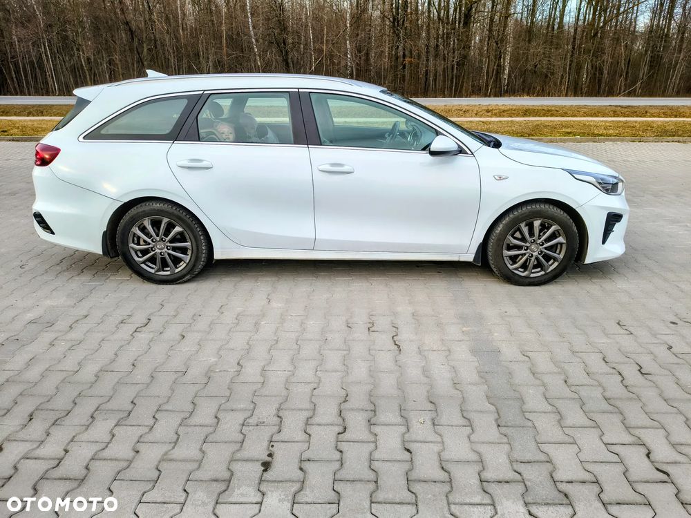 Kia Ceed 1.6 CRDi SCR GT-Line - 8