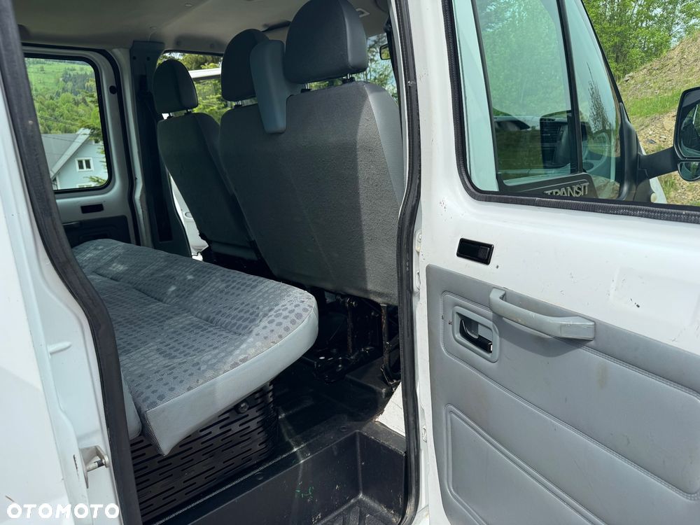 Ford Transit - 12