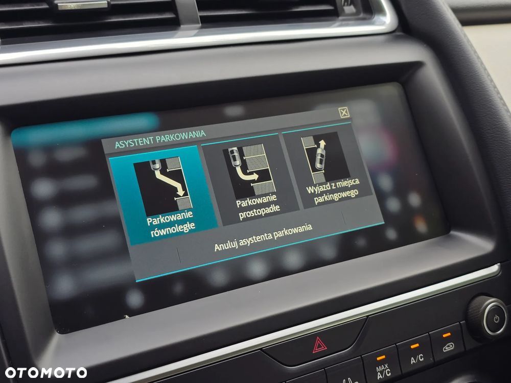 Jaguar E-Pace D150 AWD HSE - 10