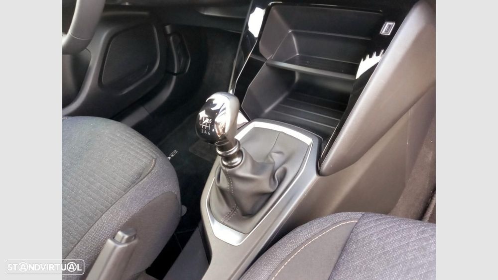 Peugeot 2008 1.2 Style - 23