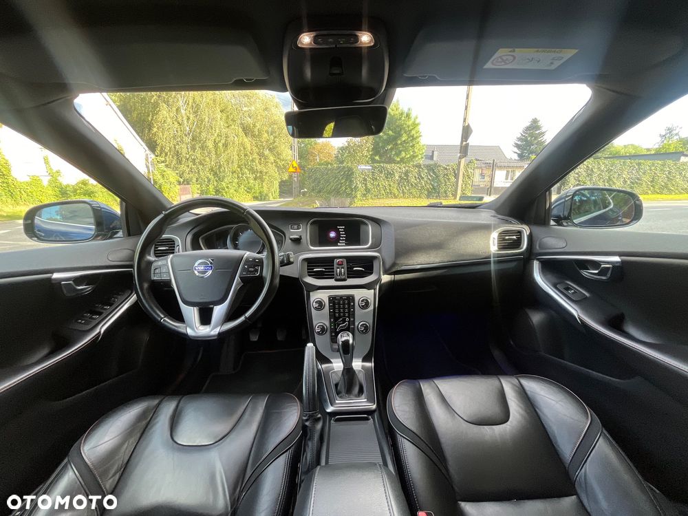 Volvo V40 D2 Drive-E Ocean Race - 22