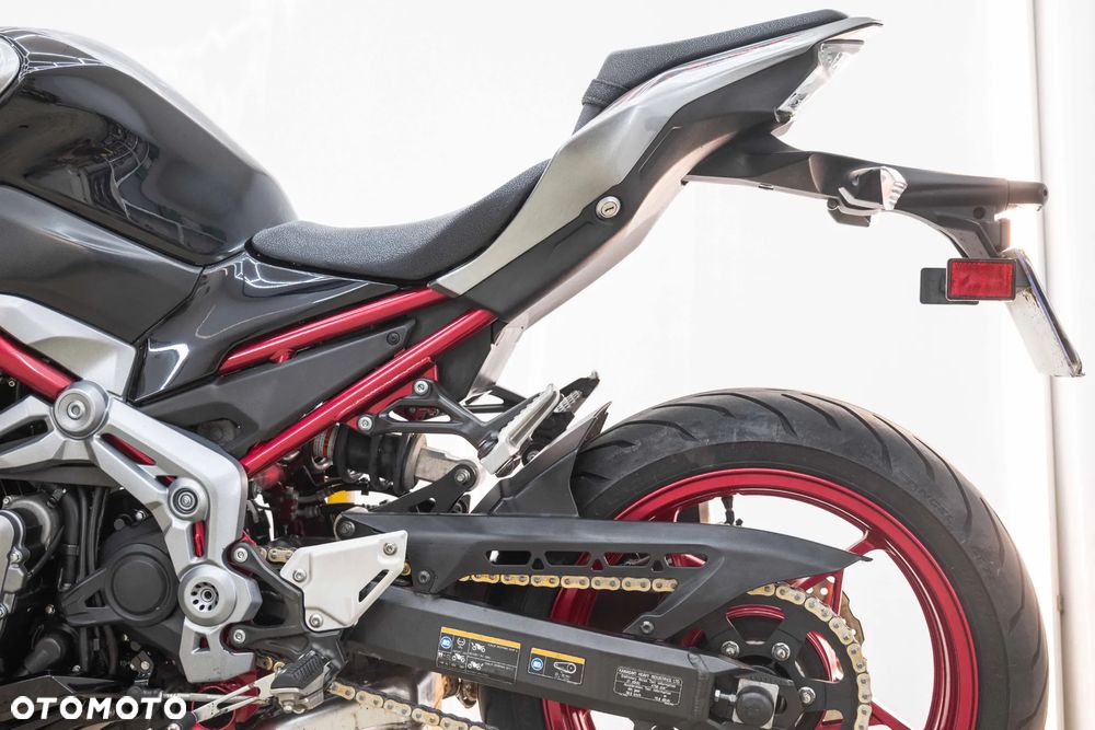 Kawasaki Z 900 - 14