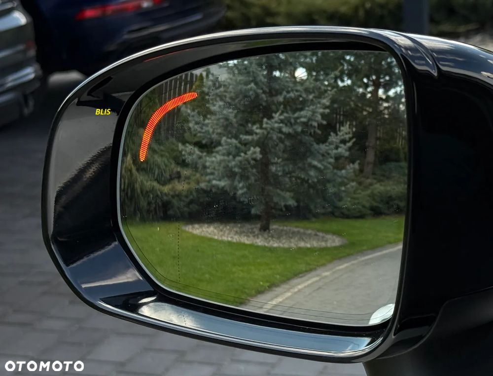 Volvo XC 60 B4 B Plus Dark - 12