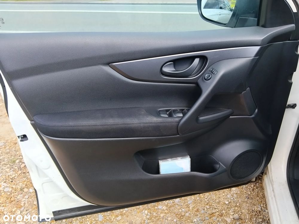 Nissan Qashqai 1.2 DIG-T Tekna - 13