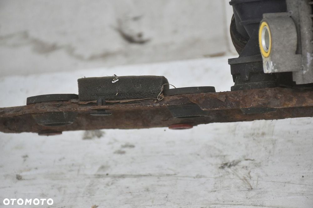 wzmocnienie pas przedni ford c-max ii grand - 5