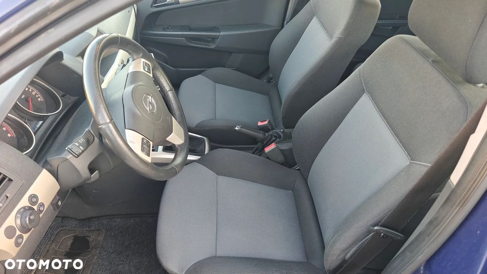 Opel Astra 1.6 Fun - 14