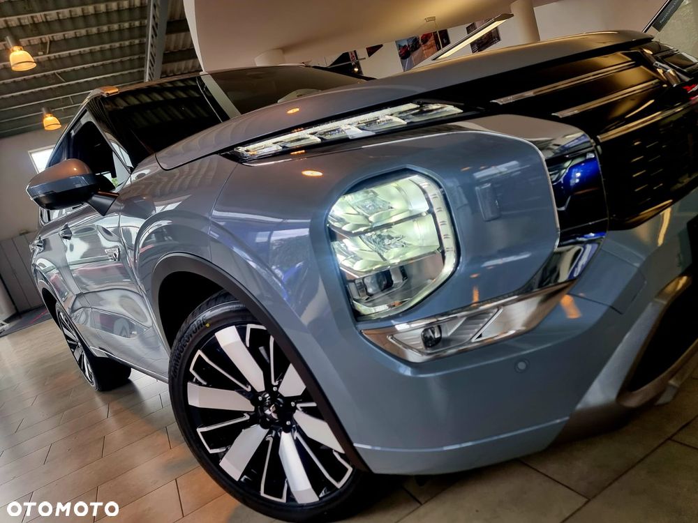 Mitsubishi Outlander Instyle Plus - 13