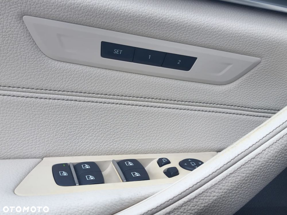 BMW Seria 5 520d Luxury Line - 16