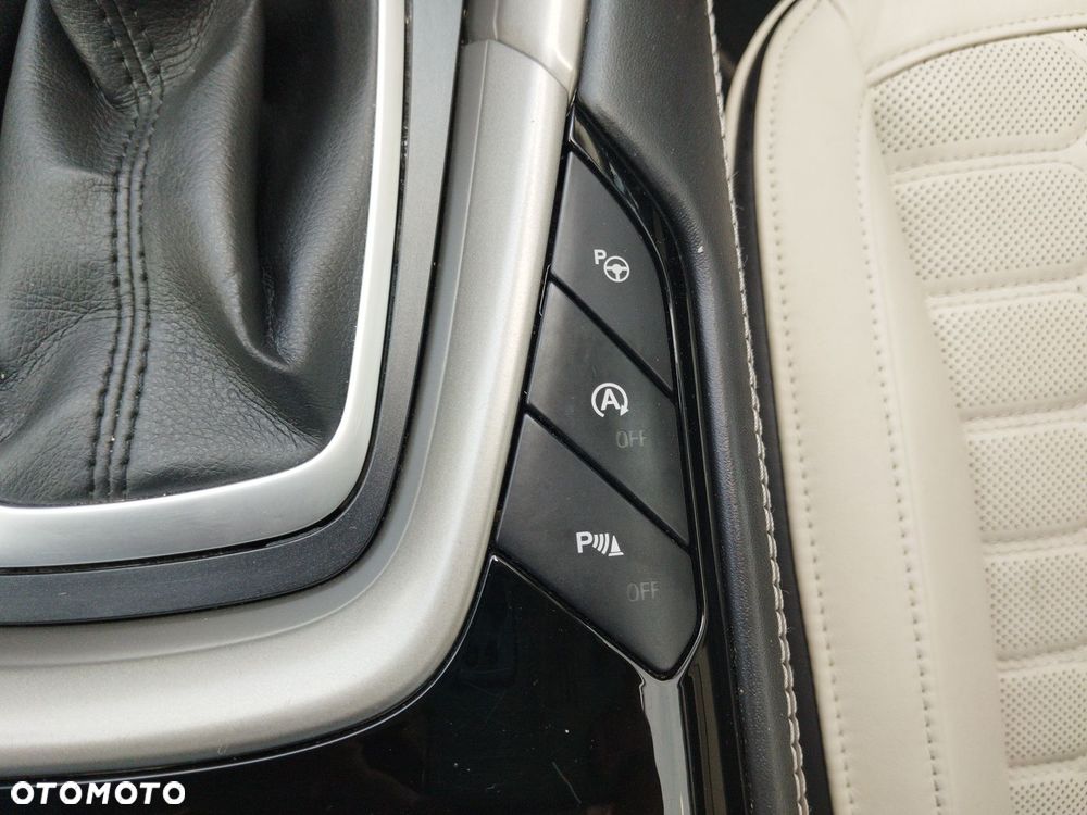 Ford Mondeo Vignale 2.0 TDCi 4WD PowerShift - 27