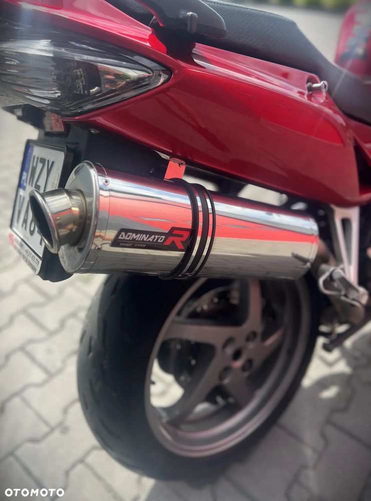 Honda VFR - 8