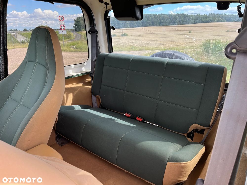 Jeep Wrangler 4.0 Automatik Sahara - 19
