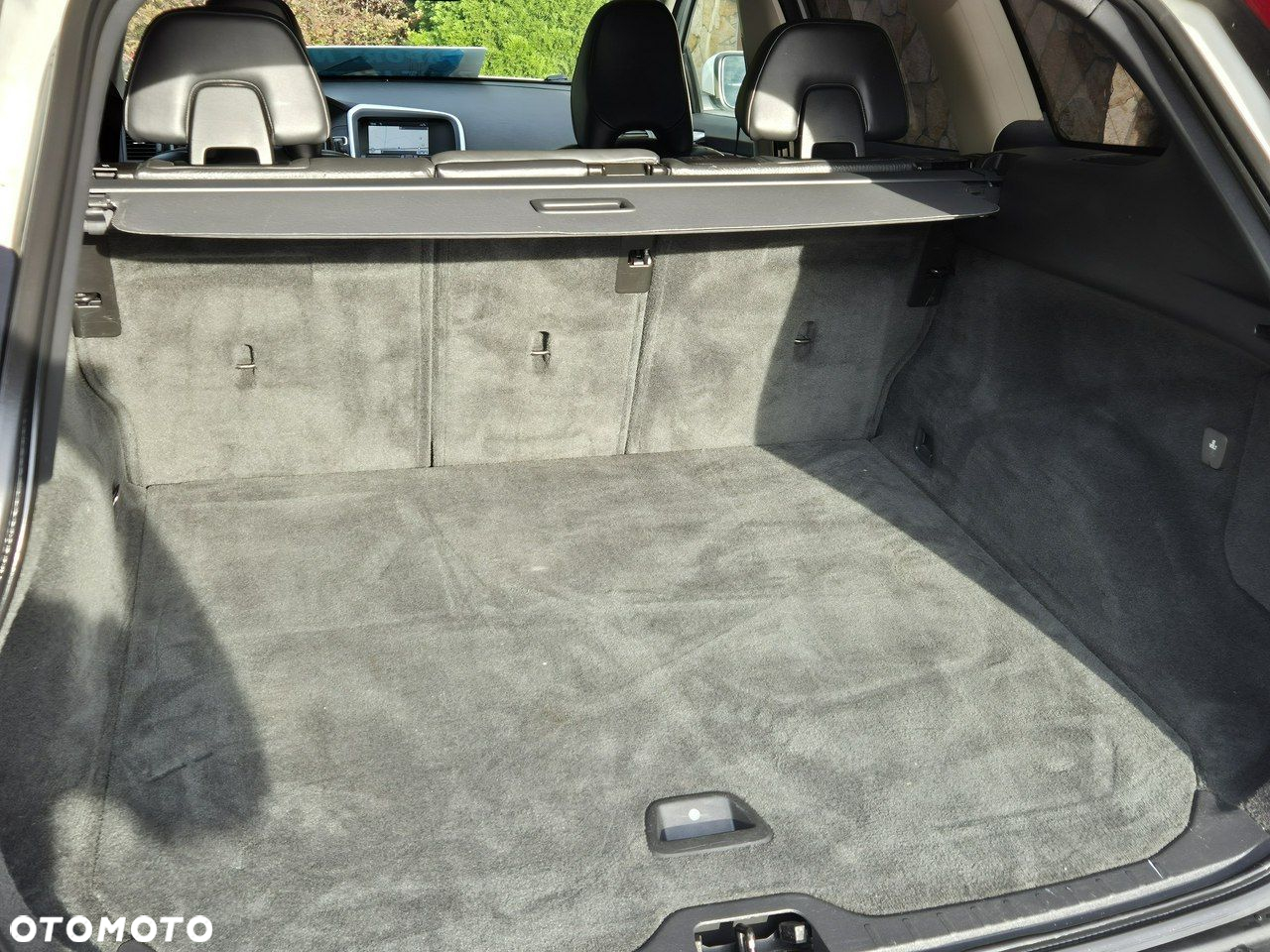 Volvo XC 60 - 25