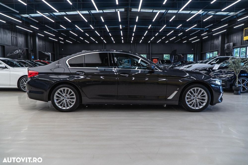 BMW Seria 5 530e iPerformance Aut. Luxury Line - 28