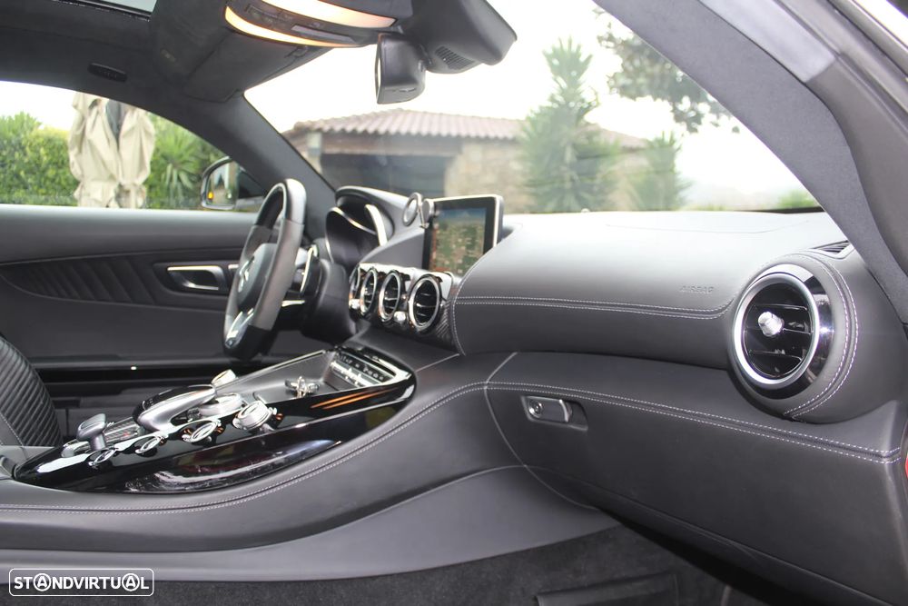 Mercedes-Benz AMG GT S Speedshift 7G-DCT - 30