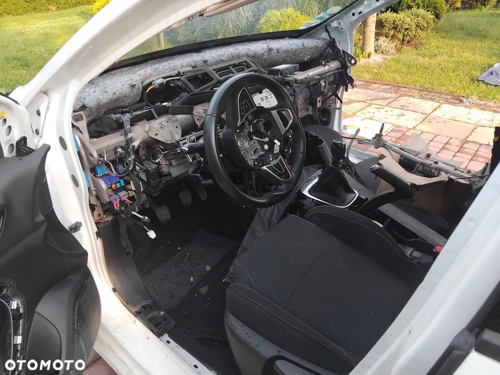 Renault Megane 1.5 dCi Style Edition - 2