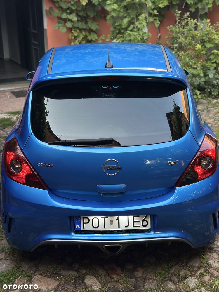 Opel Corsa 1.6T OPC - 9