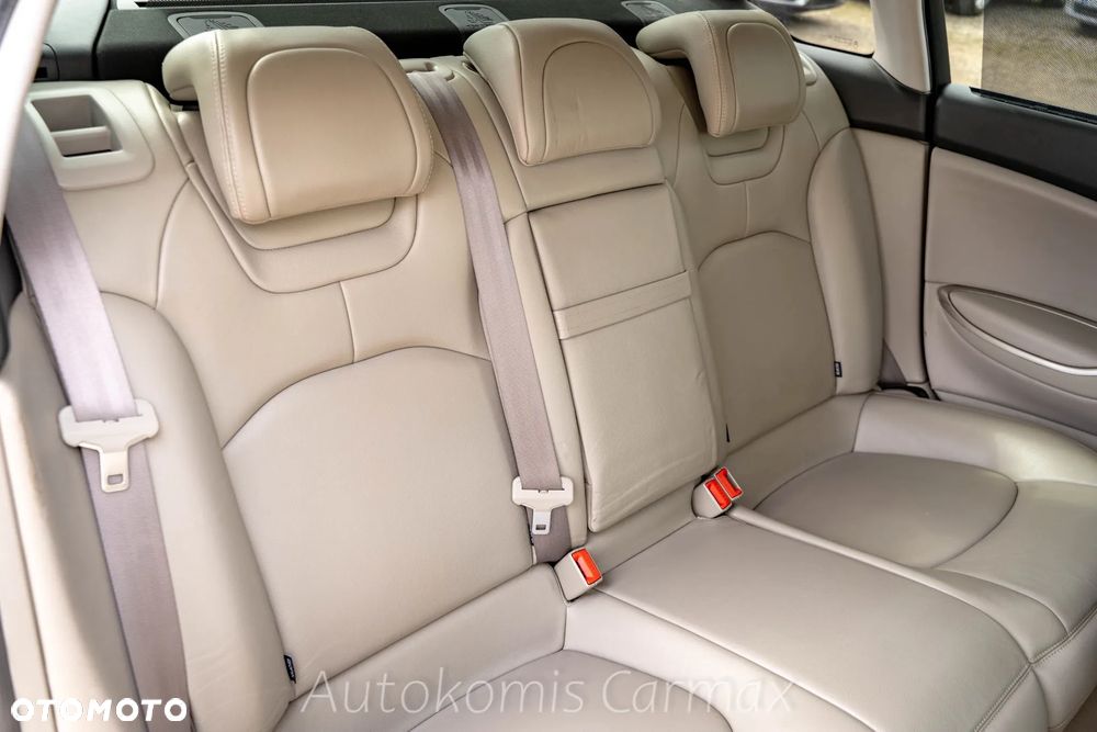 Citroën C5 2.0 HDi Exclusive - 23