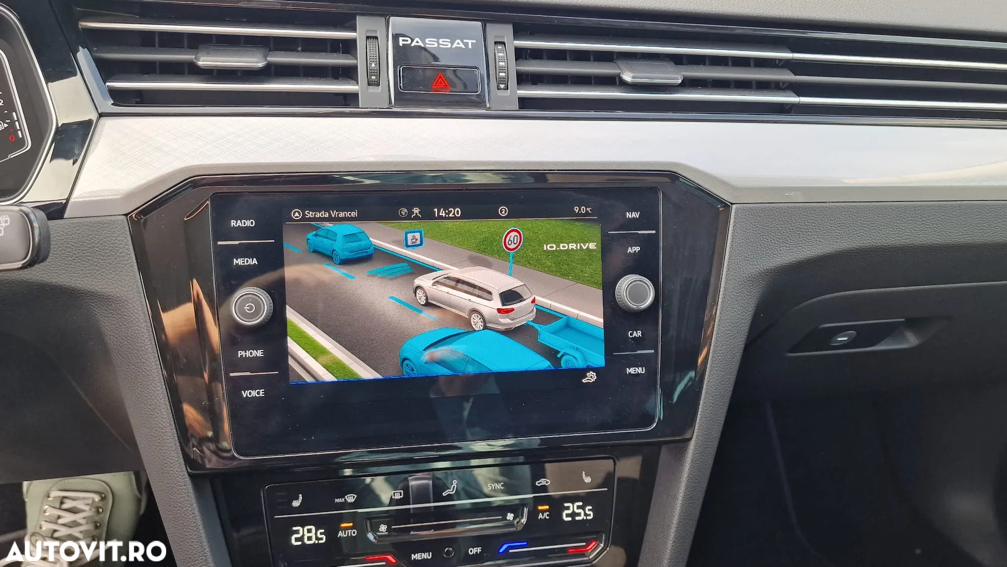 Volkswagen Passat Variant 2.0 TDI DSG Business - 7