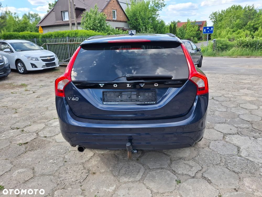 Volvo V60 D2 Momentum - 6